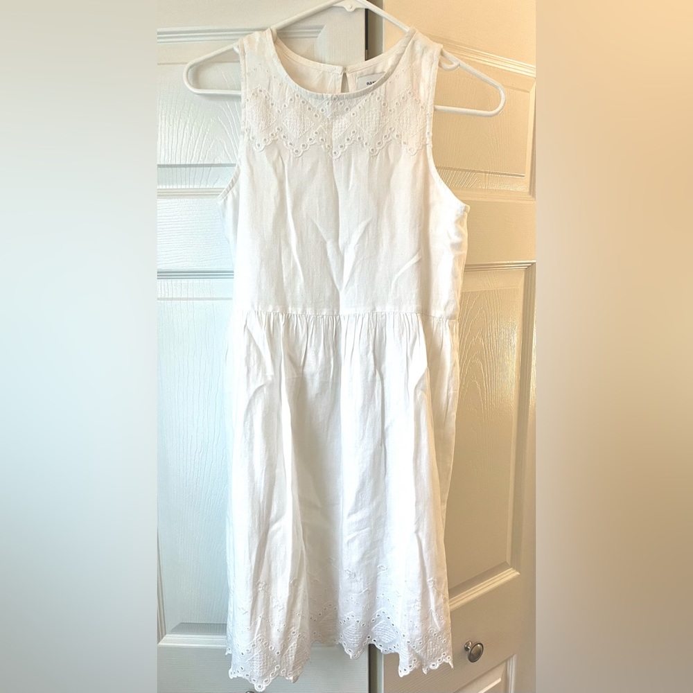 Children’s Old Navy White Eyelet Trim Dress
